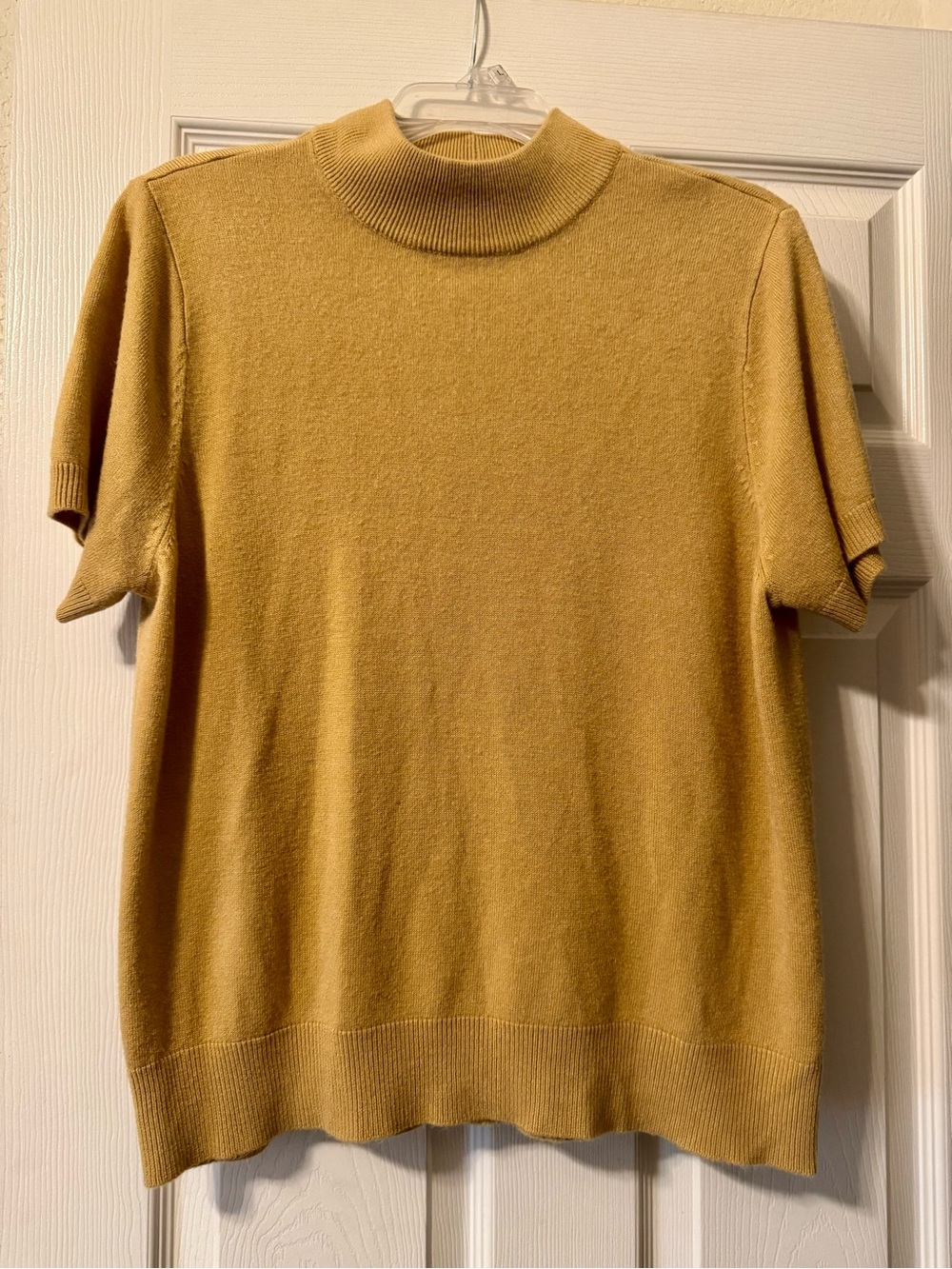 Blair Short Sleeve Mock Neck Sweater in Mustard/Tan Color
